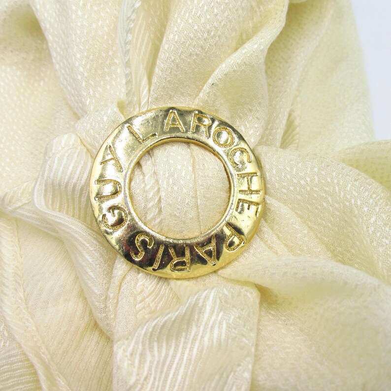 scarf jewel by Guy Laroche Paris in gold-coloured metal Scarf pass