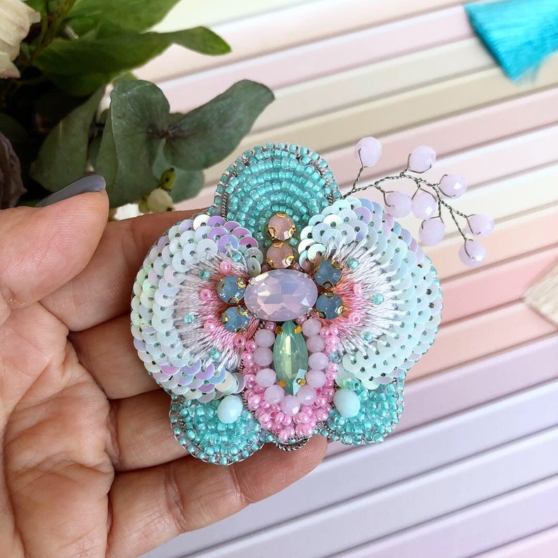 Embroidered flower brooch bridesmaid gift pink turquoise lapel rhinestone beaded boho shawl pin glass bead tassel floral orchid jewelry