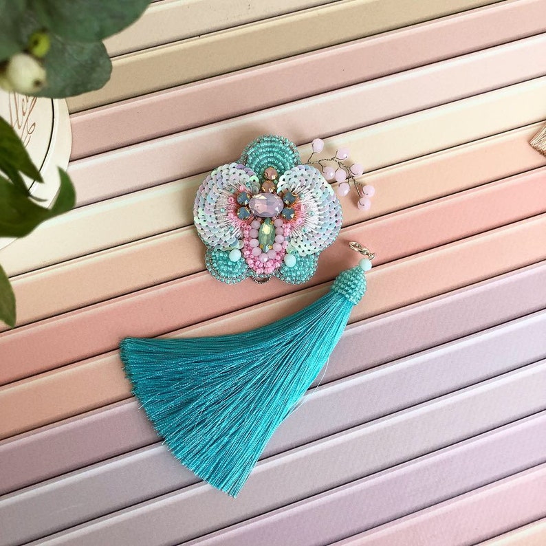 Embroidered flower brooch bridesmaid gift pink turquoise lapel rhinestone beaded boho shawl pin glass bead tassel floral orchid jewelry