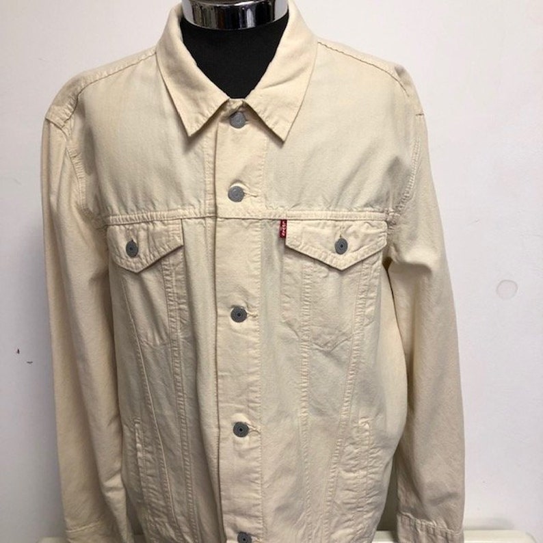 cream levis jacket