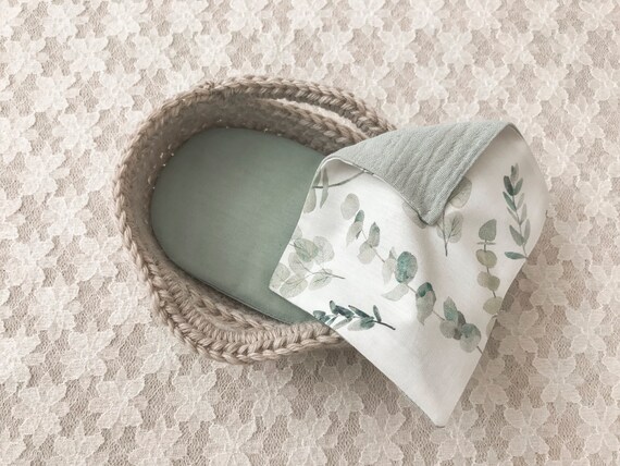 baby dress carrying basket