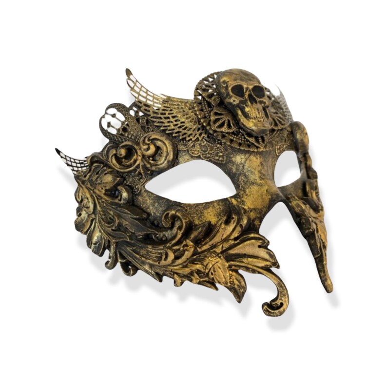 Op de afbeelding: Een goud-zwart masker voor een gemaskerd bal met een schedel. Het masker heeft ingewikkelde filigraan- en bloempatronen. Gemaakt van een metallic materiaal met een distressed afwerking, geschikt voor een kostuum.