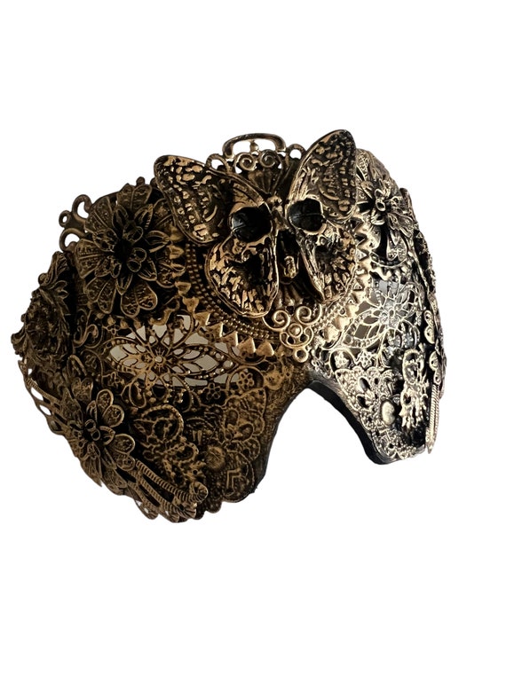 Gothic Filigree Moth Masquerade Mask: Dark Academia Venetian Mask