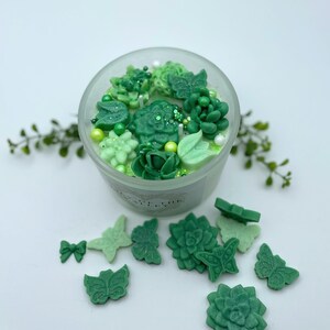Lily of the Valley    (12oz) Artisan Candle