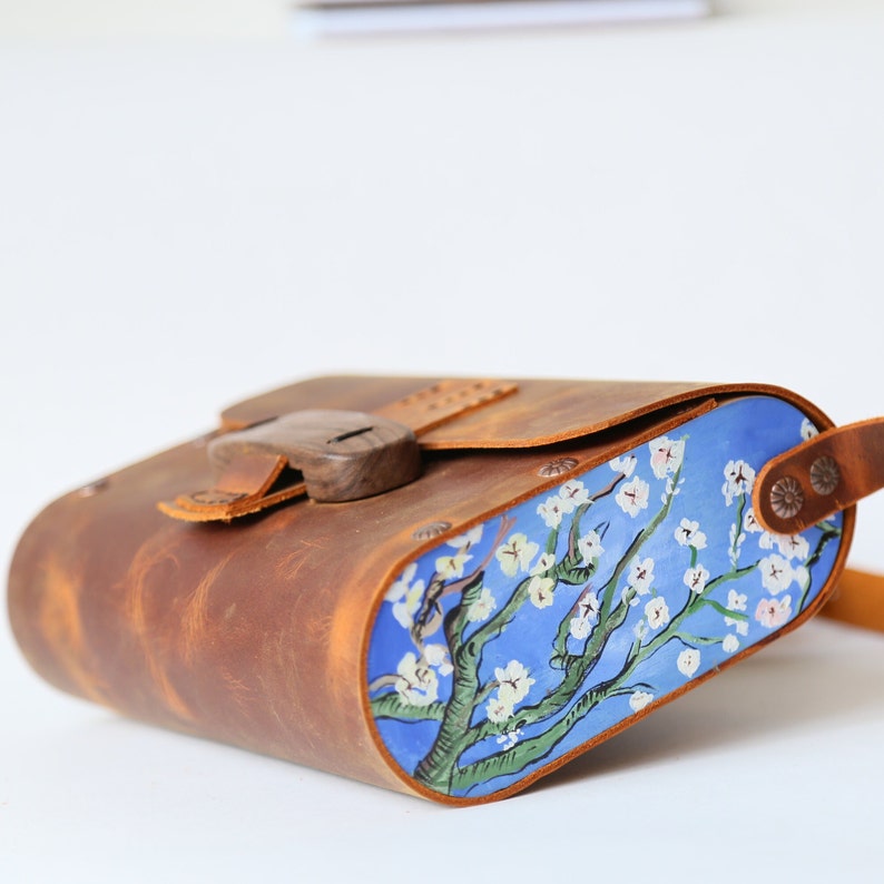 COSMO HANDMADE Van Gogh Inspired Leather Purse with wooden details Handcrafted Crossbody Bag image 10