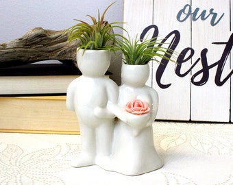 Wedding Couple Air Plant Ceramic Pot with or without Air Plants - Wedding Anniversary Gift, Indoor Live Plants, Aerial Live Plants with Vase