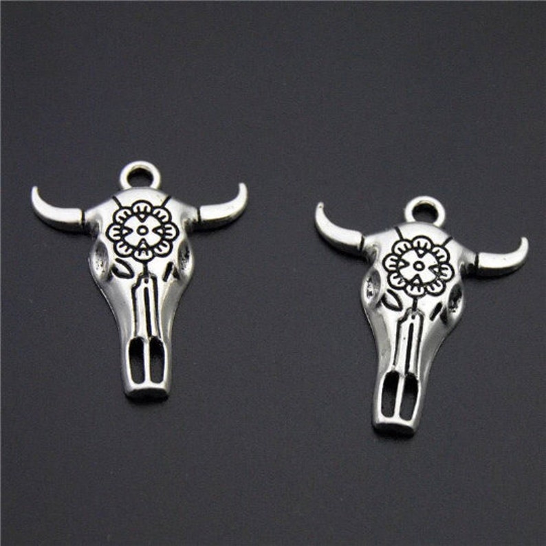 2-Pack silver Buffalo head pendants