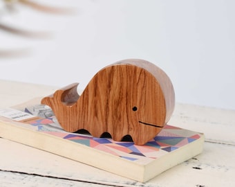 Wooden Whale Presse-Papier - Whale Wood Paperweight - Office gift- Home Decoration