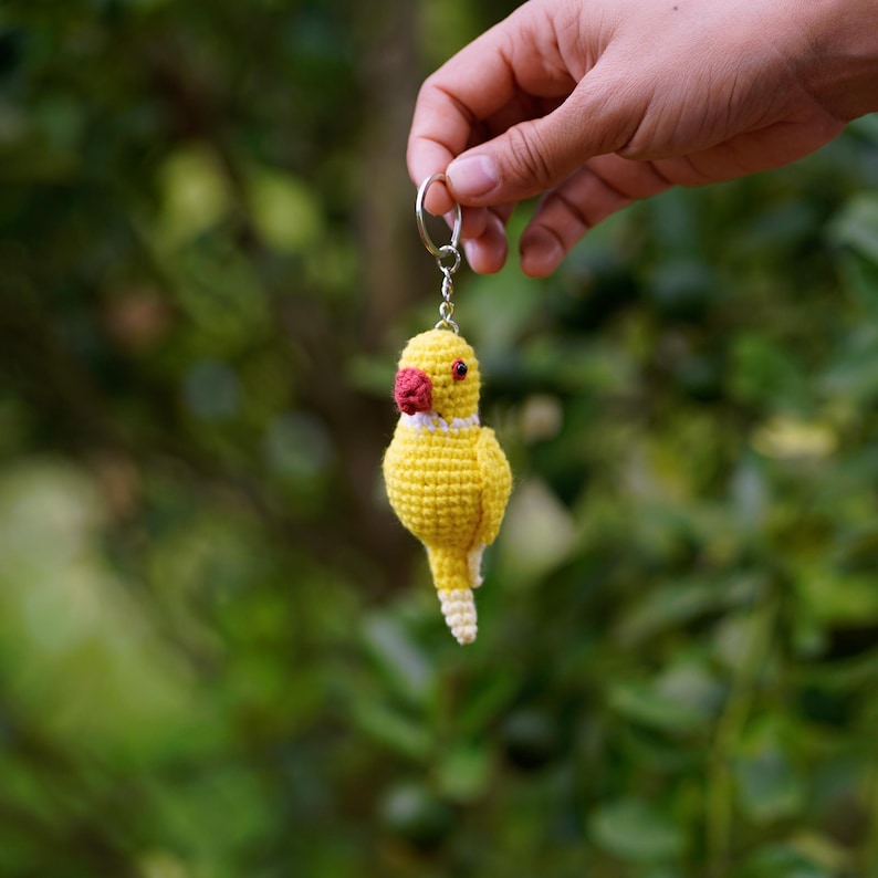 Crochet Mini Parrot Keychain – Amigurumi Macaw, Cockatoo & Ringneck ...