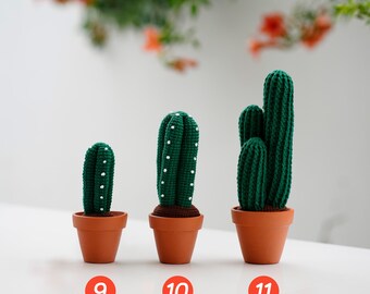 かぎ針編みのサボテンあみぐるみ：手作りの鉢植えぬいぐるみ