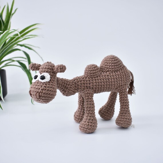 peluche géante chameau