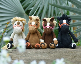 Animales de ganchillo de caballo - Juguete de caballo Amigurumi - Regalo de caballo de ganchillo hecho a mano - Juguetes de pony Amigurumi - Color de caballo personalizado - Juguete de ganchillo terminado