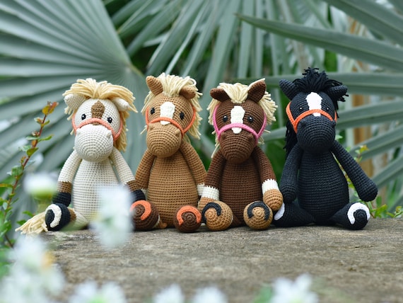 馬のかぎ針編み動物 - 編みぐるみ馬のおもちゃ - 手作り編みぐるみ馬