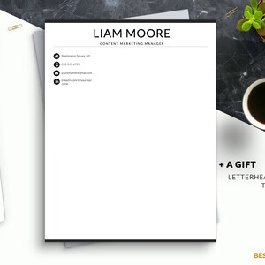 Puede incluir: Una plantilla de membrete en blanco y negro con el texto "Liam Moore, Content Marketing Manager" y "+ A Gift, Letterhead Paper Template" en la parte inferior. La plantilla incluye informaci&oacute;n de contacto como una direcci&oacute;n, un n&uacute;mero de tel&eacute;fono, una direcci&oacute;n de correo electr&oacute;nico y un enlace de perfil de LinkedIn.