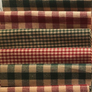 8 RED and GREEN Check Homespun Strips 4 1/2" x 21/22"  Country Christmas