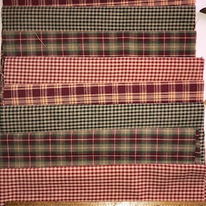 8 RED and GREEN  Check anfd Plaid 100% Cotton Homespun Fat 8th Scraps  LOT#2