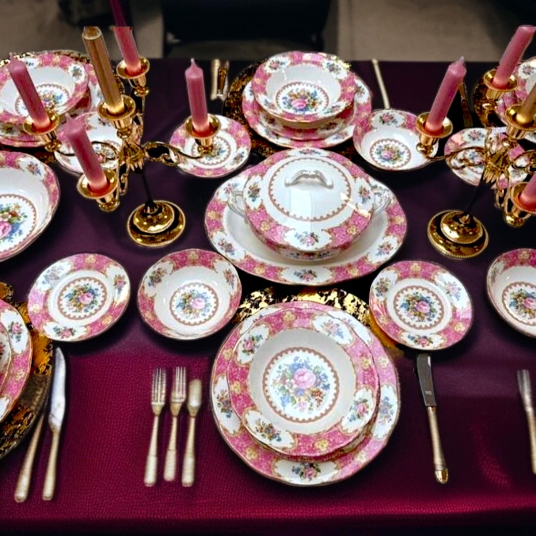 Royal Albert Lady Carlyle Dinner Set – Pink Floral Bone China