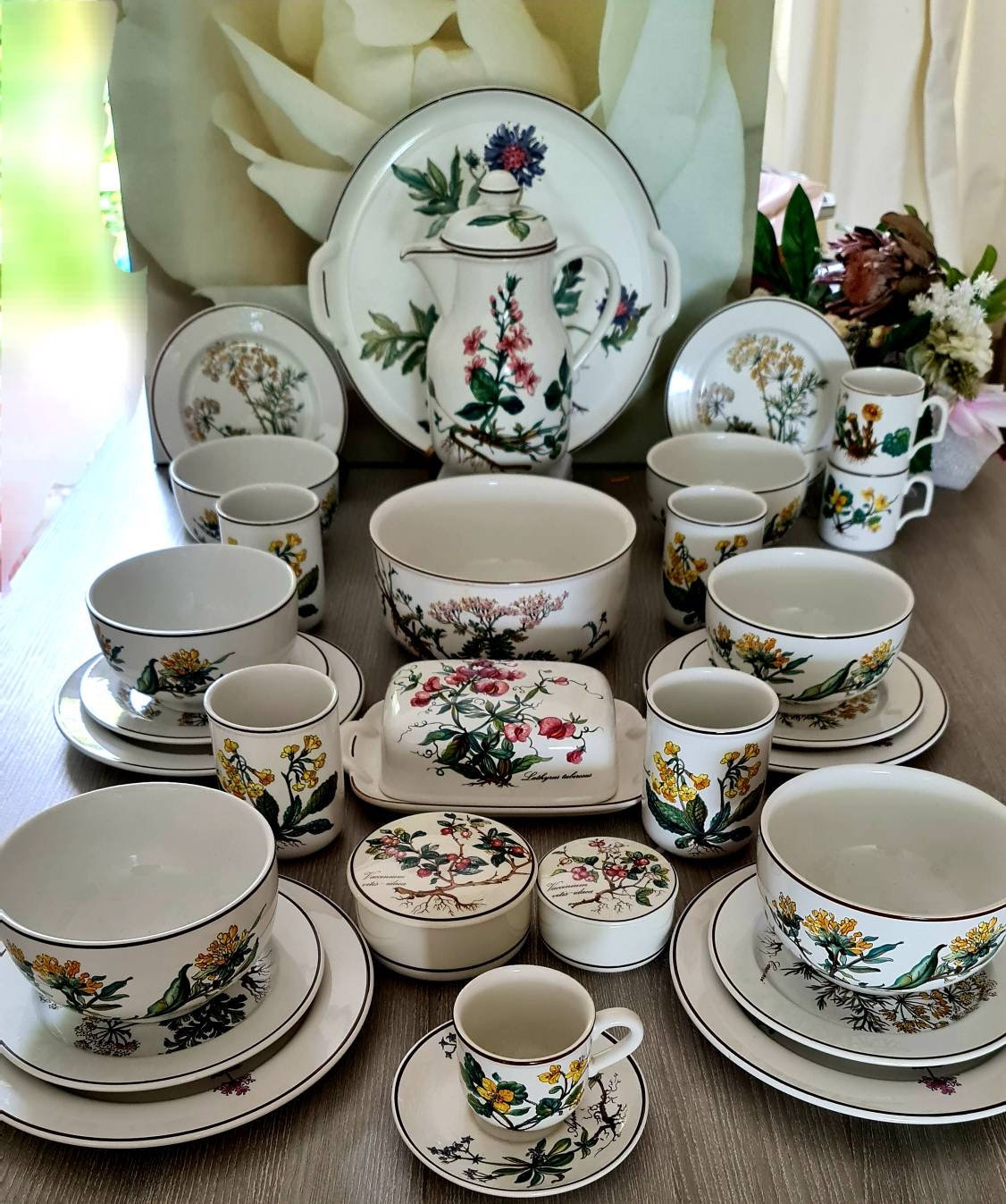 Villeroy and Boch Botanica Breakfast Service 42 Pieces