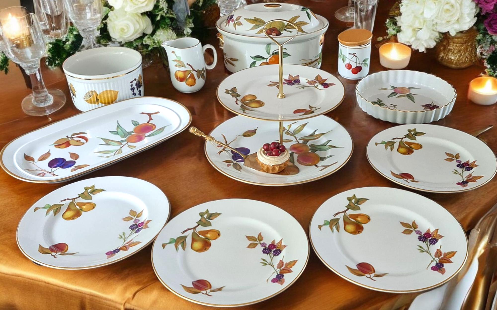 Royal Worcester Evesham Dinnerware Set, Gold Trim English China - Etsy