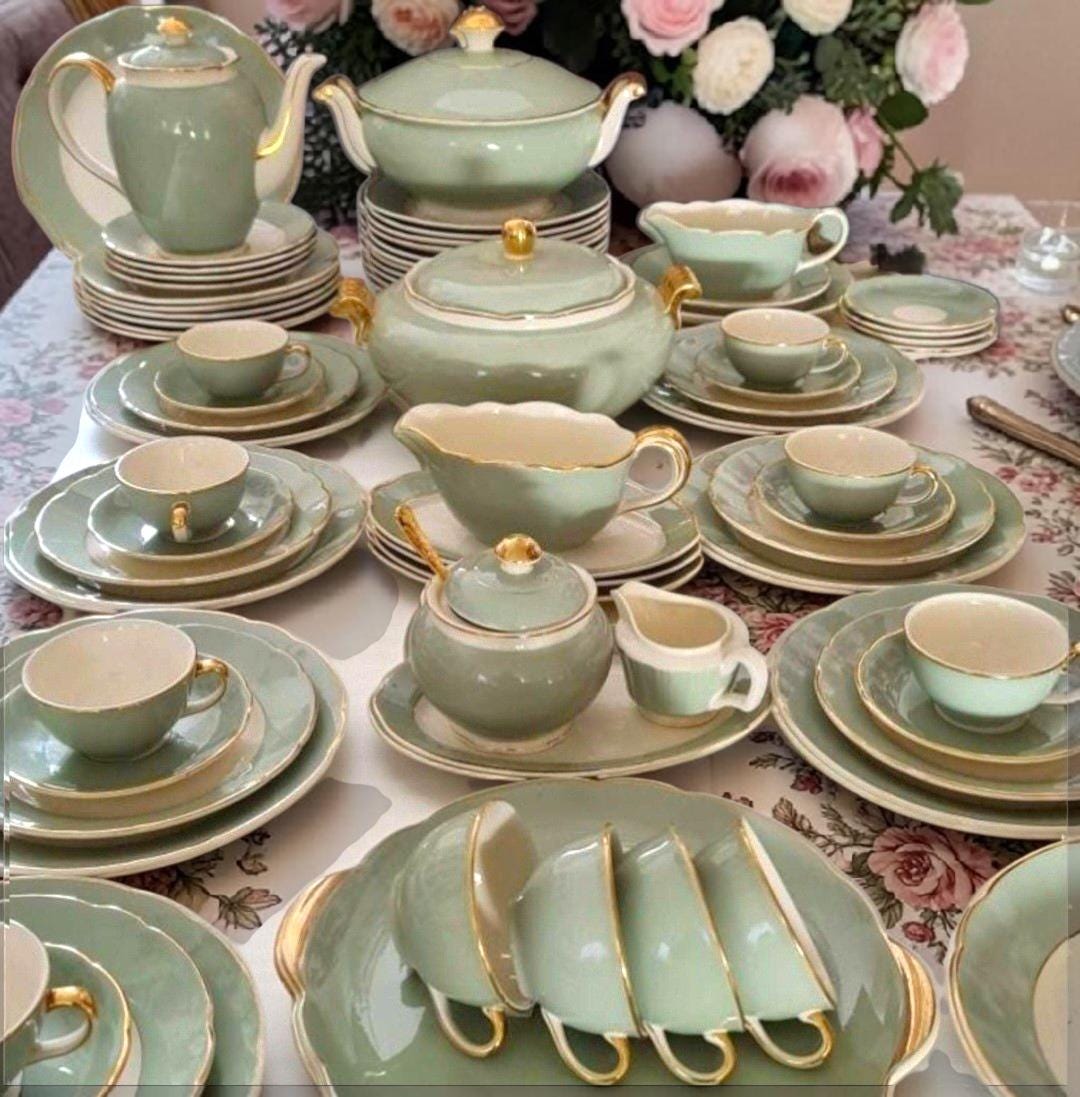 ヴィンテージ　Villeroy & Boch ペールグリーンのラヴィエ il_fullxfull.7929942506_aobh.jpg