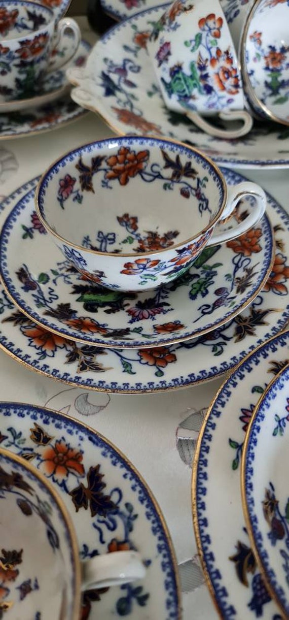 【オリエンタルな休日の一杯】18世紀 華僑伝世 カジャール朝彫金トレイ4点SET Antique Francis Morley Flow Blue Tea Set – Casket Japan