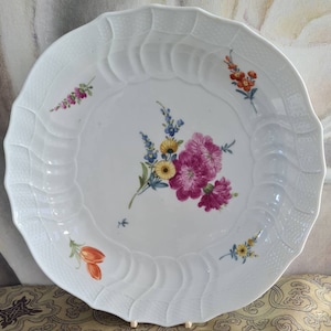 Meissen antik Marcolini große Schale mit handbemalten Blumen Bouqets, ø29,5cm