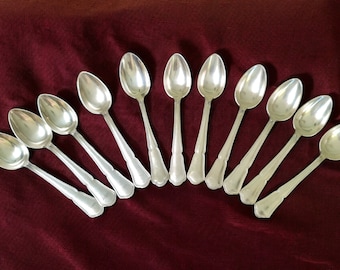 Antique Wiskemann 12x chippendale coffee-dessert spoons