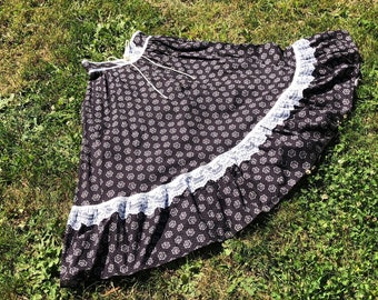 60s/70s Gunne sax skirt// cottage core prairie skirt// Jessica's Gunnies