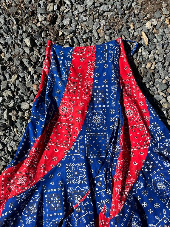 70s americana bandana skirt//vintage wrap midi sk… - image 3