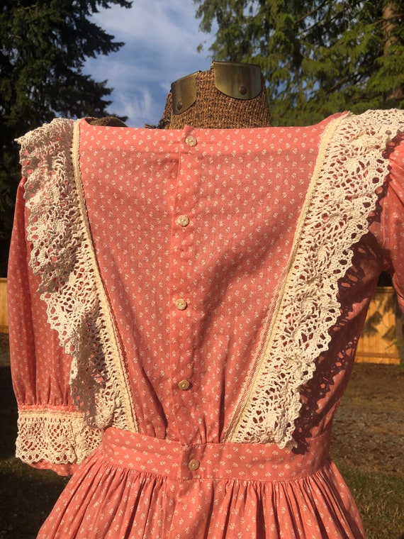 50s/60s handmade bib pink prairie dress - image 7