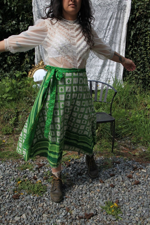 70s green silk indian wrap skirt//reversible retr… - image 5