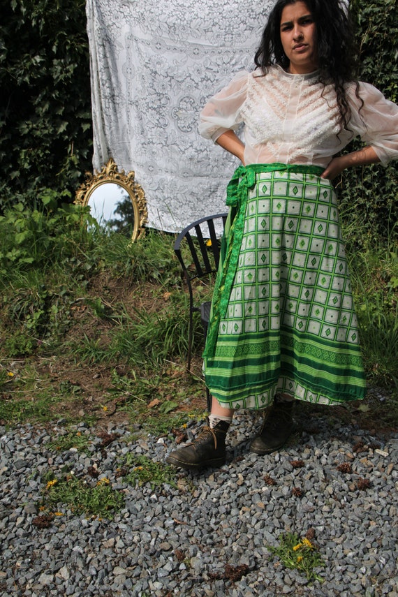 70s green silk indian wrap skirt//reversible retr… - image 2