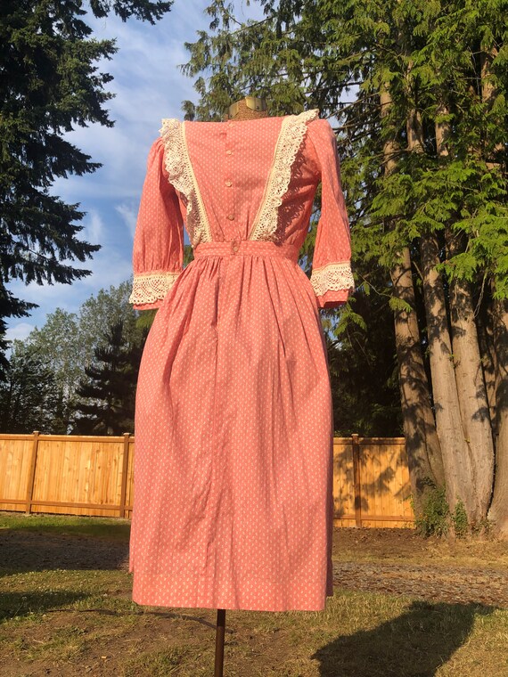 50s/60s handmade bib pink prairie dress - image 2