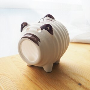 Kincho Miniature Mosquito Coil With Mini Pig Made In Japan Phone Strap Kincho Miniature Mosquito Coil With Mini Pig Made In Japan Phone Strap