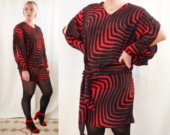 80s 90s Silky Key Hole Sleeve Cocktail Dress Size M | Vintage 1980s 1990s Black + Red Striped Dolman Sleeve Fitted Formal Dress