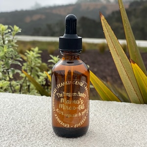 Mama's Mirac-Oil (2 ounce bottle!)