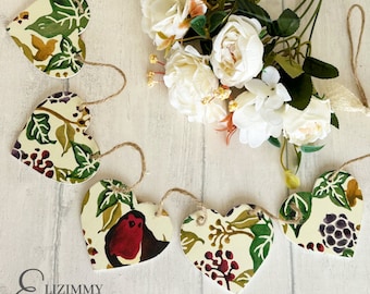 Robin and Ivy Heart Bunting. Autumn Winter Themed Handmade Wooden Heart Garland. Emma Bridgewater Decoupaged Hearts. Country Cottage Decor