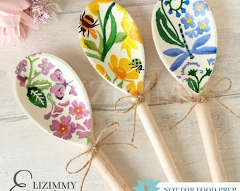 Wildflower Themed Decorative Wooden Spoons. Spring Summer Decor for Kitchen Decor. Table Centrepiece. Emma Bridgewater Design.