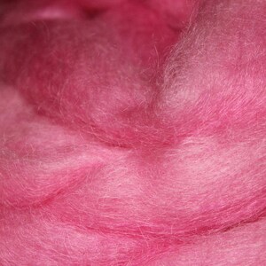 Cotton Candy exotic mohair / alpaca / wool blended roving, 3oz skeins afbeelding 1