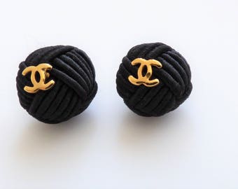 Chanel Gold CC Black Buttons 16mm, 18mm