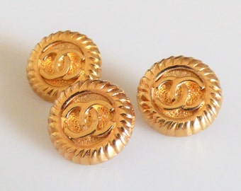 Chanel Gold CC Button / Stamped 14mm