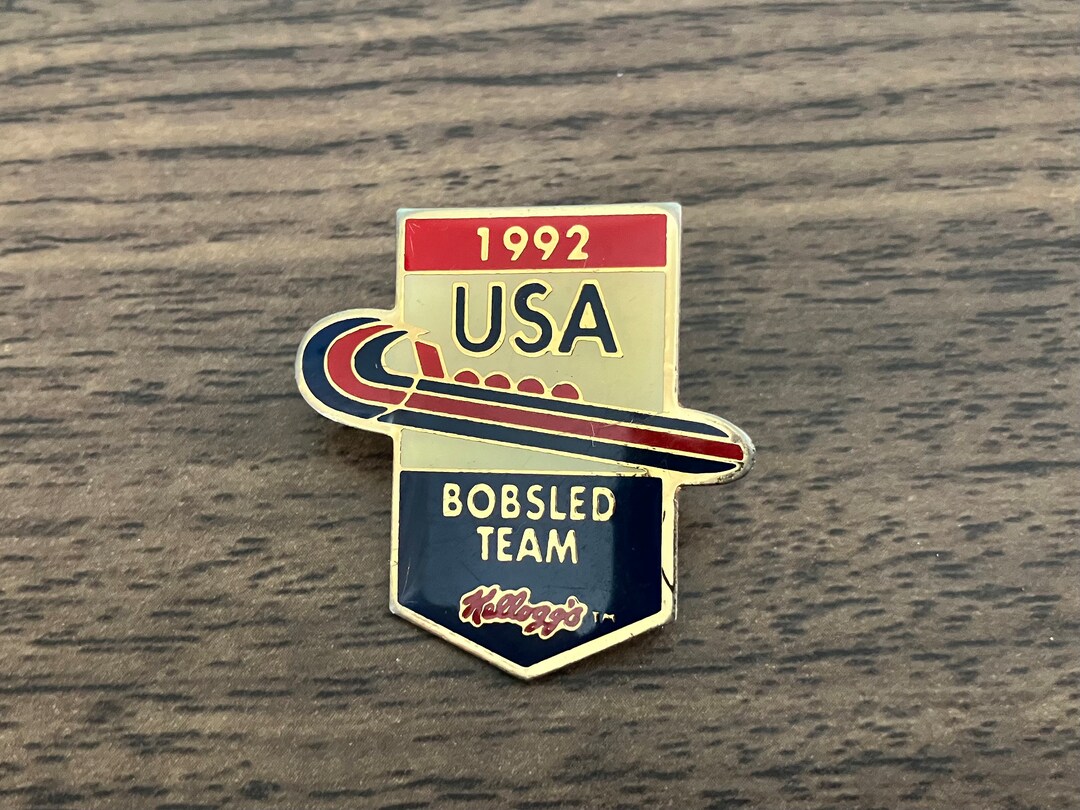 USA 1992 Olympic Sponsor Jeep Silhouette Gold Tone La USA 1992 Olympic Sponsor Jeep Silhouette Gold Tone La