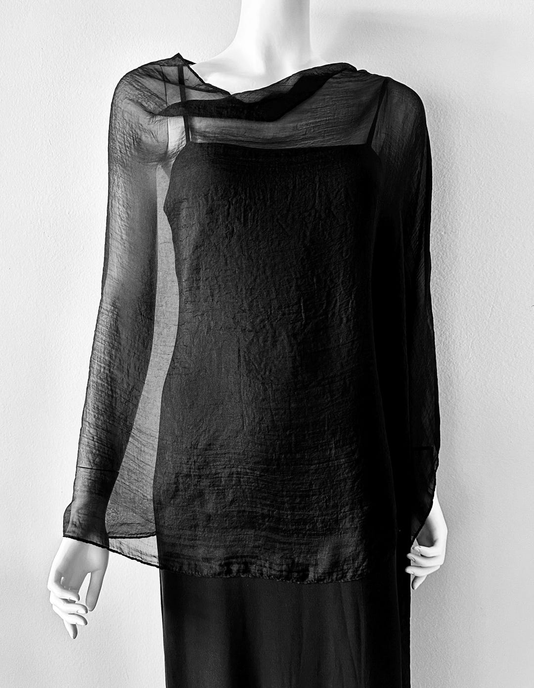 Black knit poncho ... Once size >>>