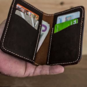 Monedero vertical Bifold desenflado minimalista cartera de cuero, cartera de cuero Bifold, cartera bípizada delgada,