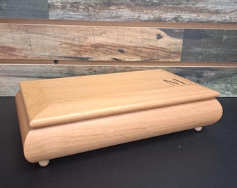 Personalized Red Alder Jewelry Box 2 Sizes - Red Alder Jewelry Box, Keepsake Box, Wedding Memories, Memento Keeper, Memory Box