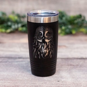 Mugzie MAX 20-Ounce Stainless Steel Travel Mug with Insulated Wetsuit Cover Pink Owl Art Plates Pink Owl-MAX