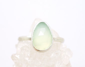 Chalcedony ring in silver | Chalcedony statement ring | Seafoam green chalcedony ring in sterling silver