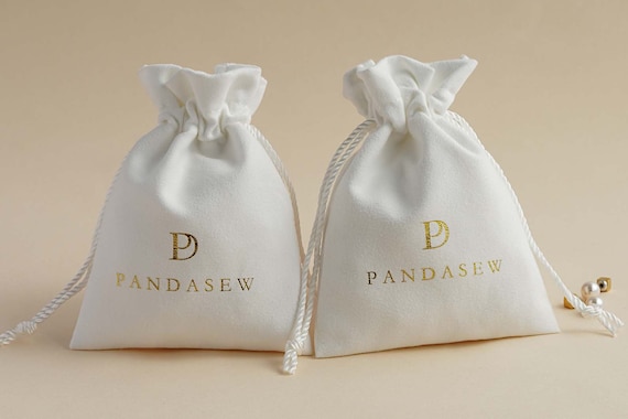100 Custom Deboss Logo Print Drawstring Bags Custom Jewelry Packaging Bags  Pouches Skincare Favor Bags Velvet Earring Package Pouch White 