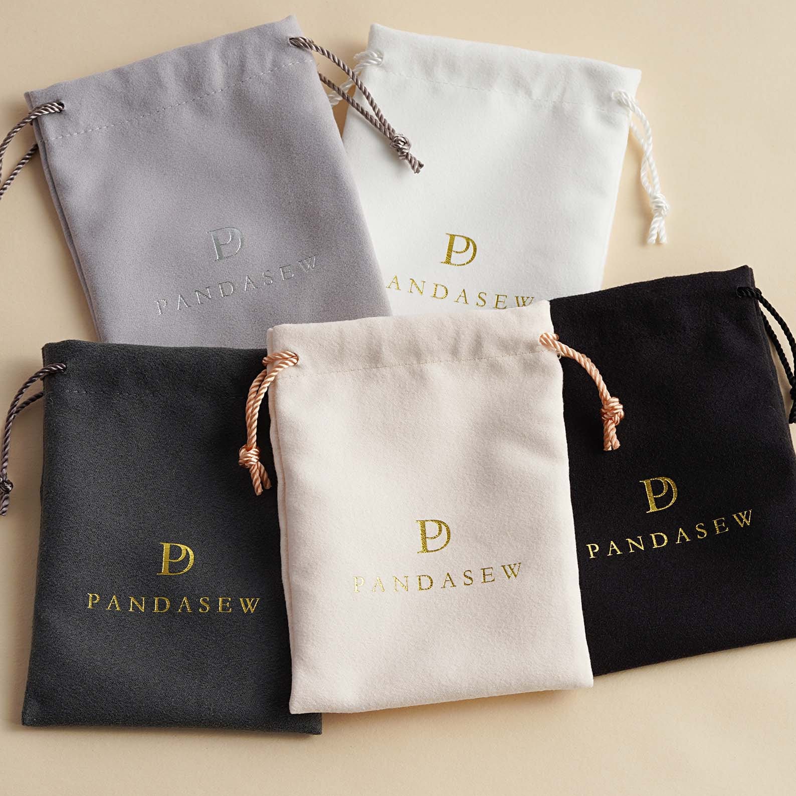 Velvet pouches with logo new arrivals