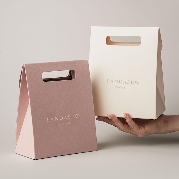 50pcs Die Cut Handle Paper Bags Custom Logo Flat Packing Gift Bag